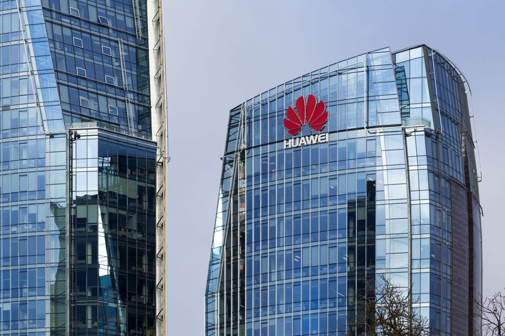 Huawei находит решения для вето США и Google